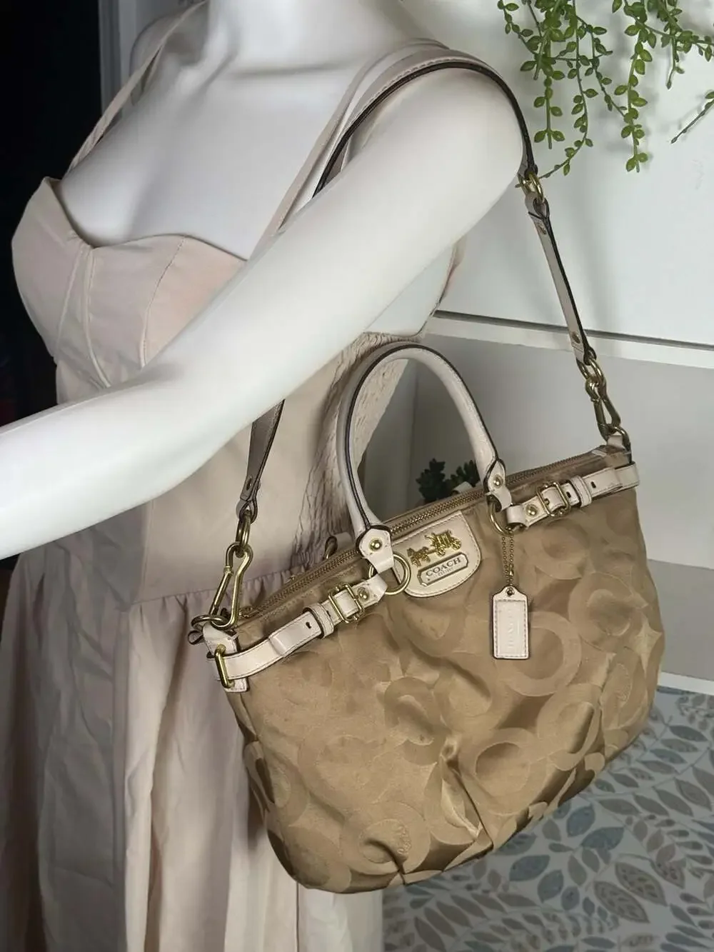 Coach Madison Optical Art Satchel Large Lindsey Shoulder Purse 18649 Khaki